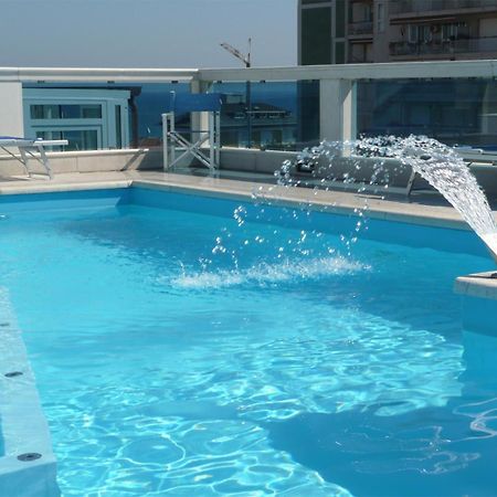 Hotel Villa Mare Riccione Buitenkant foto