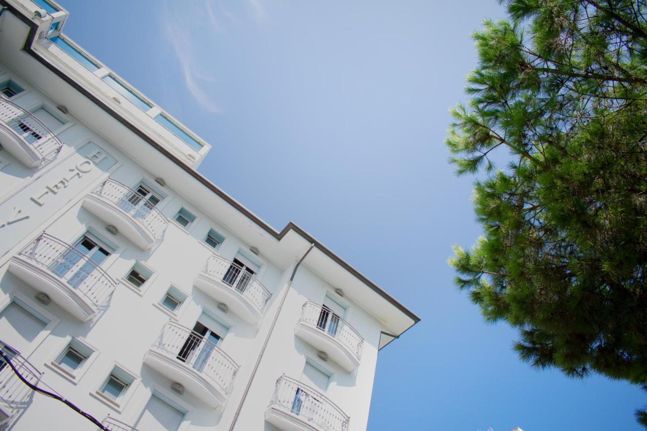 Hotel Villa Mare Riccione Buitenkant foto